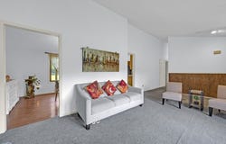 5 Country View Ln, Granby, MA 01033