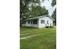 35930 Monroe Road 670, Perry, MO 63462