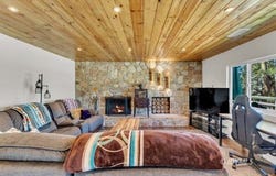 23971 Sky View Dr, Idyllwild, CA 92549