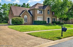 1716 Mahogany Run Dr, La Grange, KY 40031