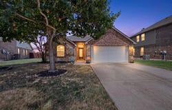 1336 Shelley Drive, Burleson, TX 76028
