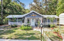 183 VIOLET Circle, Interlachen, FL 32148