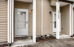 19155 SE YAMHILL St, Portland, OR 97233