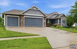3112 SE Silverleaf CT, Topeka, KS 66609