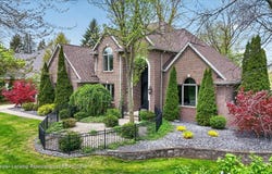 2032 Birch Bluff Drive, Okemos, MI 48864