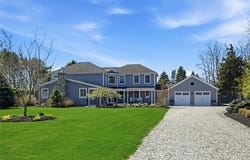 25 Lighthouse Road, Southold, NY 11971