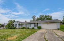 175 Blue Bird Dr, Shelbyville, KY 40065