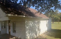 1405 Newton Avenue, Johnston City, IL 62951