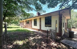 41 Mallory St, Morrilton, AR 72110
