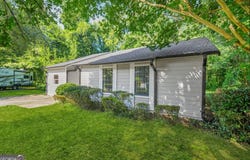3909 S Creek, Stone Mountain, GA 30083