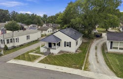 317 W Smith Street, Warsaw, IN 46580