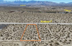 Ave T, Littlerock, CA 93543