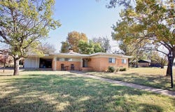 1400 Brazos St, Graham, TX 76450