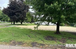 600 N COLLEGE Avenue, Aledo, IL 61231