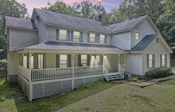 102 Old Farm Road, Milford, PA 18337
