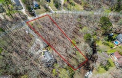 137 East Riverbend, Eatonton, GA 31024