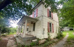 1418 BERKELEY STATION ROAD, MARTINSBURG, WV 25404