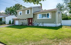 14 McGinnis Road, Edison, NJ 08817