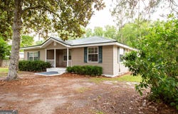 1602 Lamar, Waycross, GA 31503