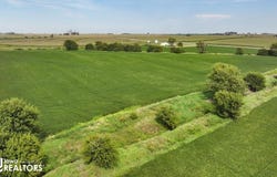5544 IA 22, Lone Tree, IA 52755