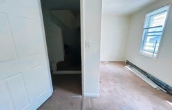 513 THIRD STREET, BEVERLY, NJ 08010