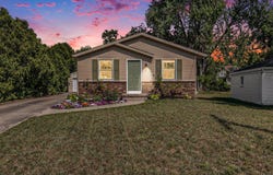 3054 Kensboro Avenue NE, Grand Rapids, MI 49505