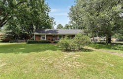 703 W 29th St, LAUREL, MS 39440