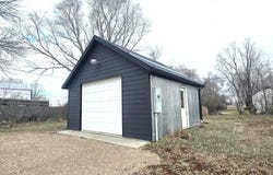 S Maple St, St. Lawrence, SD 57373