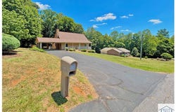 386 Marhill Dr, Ridgeway, VA 24148