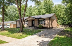 3620 Gray Fox Drive, New Albany, IN 47150