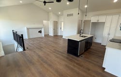 137 E Poplar Cir, Goddard, KS 67052