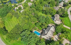 N28w30264 Red Hawk Ct, Pewaukee, WI 53072