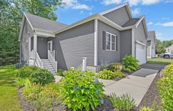 46 Compass Circle, Boylston, MA 01505
