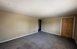 5843 Monfort Hills Avenue, Cincinnati, OH 45239
