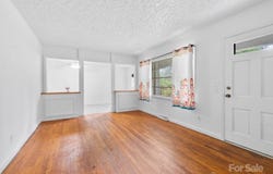 422 Hillcrest Circle, Hendersonville, NC 28792