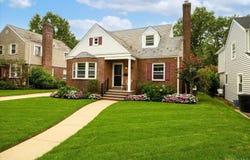 146 Beverly Avenue, Floral Park, NY 11001