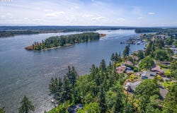 River Cliffs Dr, StHelens, OR 97051