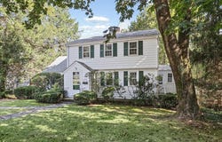 1036 High St, Westwood, MA 02090