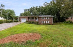 2995 CARRIE Drive NW, Kennesaw, GA 30144