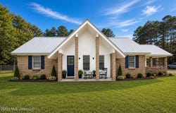 147 Wolverton Drive, Magee, MS 39111