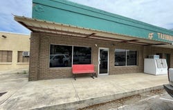 104 N Wells St, Rocksprings, TX 78880