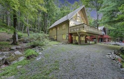 34 Roamingwood Road, Lake Ariel, PA 18436