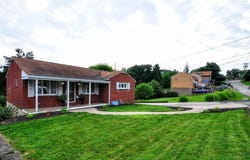 2200 Parklyn Street, Overbrook, PA 15234