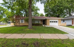 12800 E 49th Street S, Independence, MO 64055