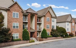 6831 Hanesbrook Circle, Clemmons, NC 27012