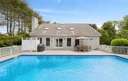39 Tanners Neck Lane, Westhampton, NY 11977