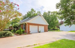 2221 Rosebud Dr., Conway, SC 29526
