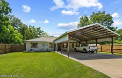 1223 Saint Augustine Drive, Pearl, MS 39208