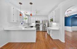 9818 Grantview Forest Drive, St Louis, MO 63123