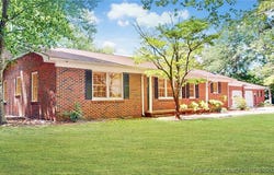 2105 W Broad Street, Elizabethtown, NC 28337